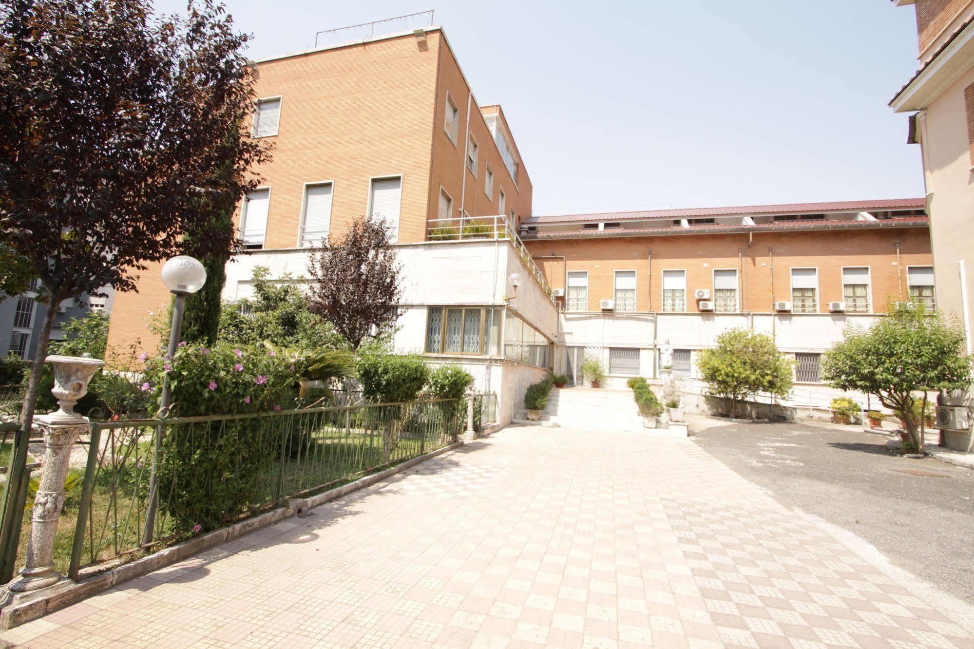 Casa Per Ferie Margherita Diomira Hotel Rome Buitenkant foto
